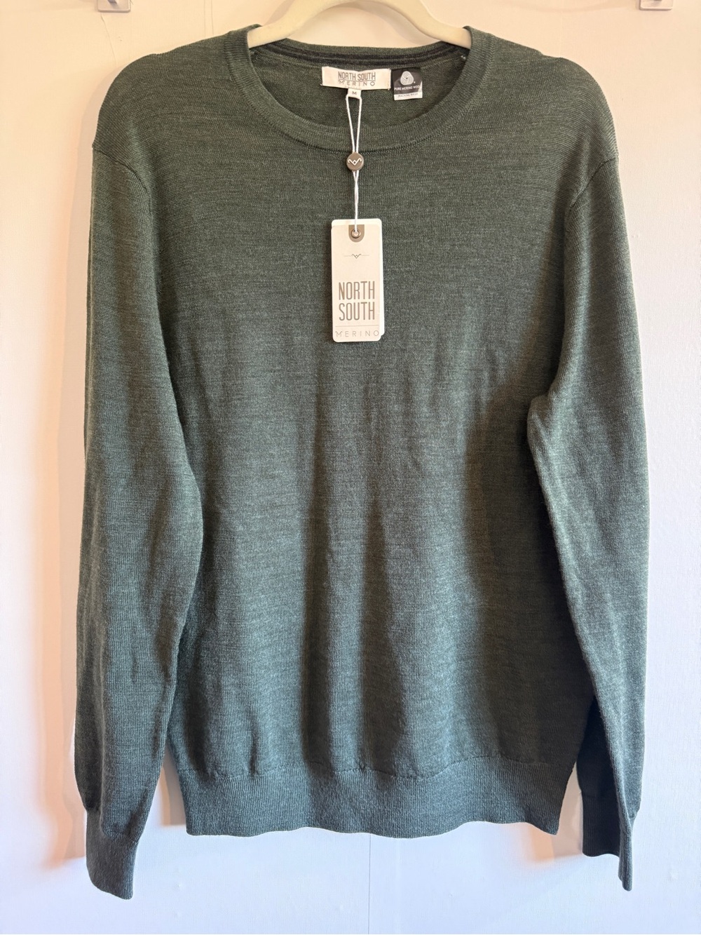 North South Merino New Zealand Men’s 100% Wool Crewneck Sweater M NWT Green
